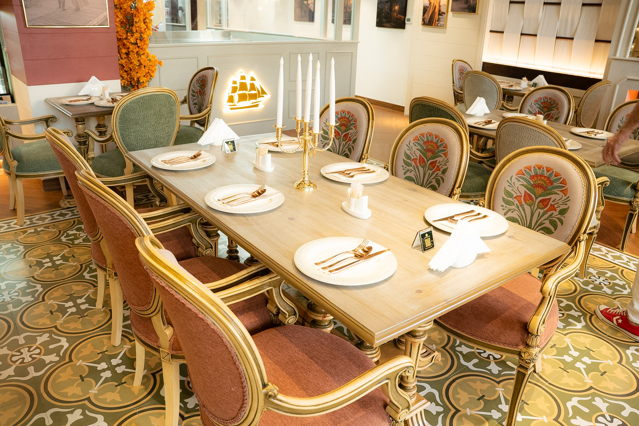 Long Island premium crockery